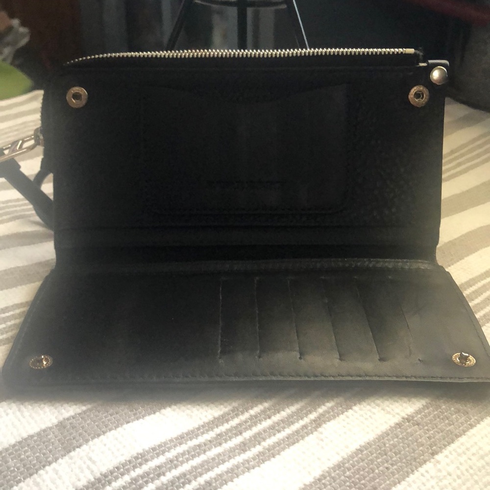 Burberry leather black wallet